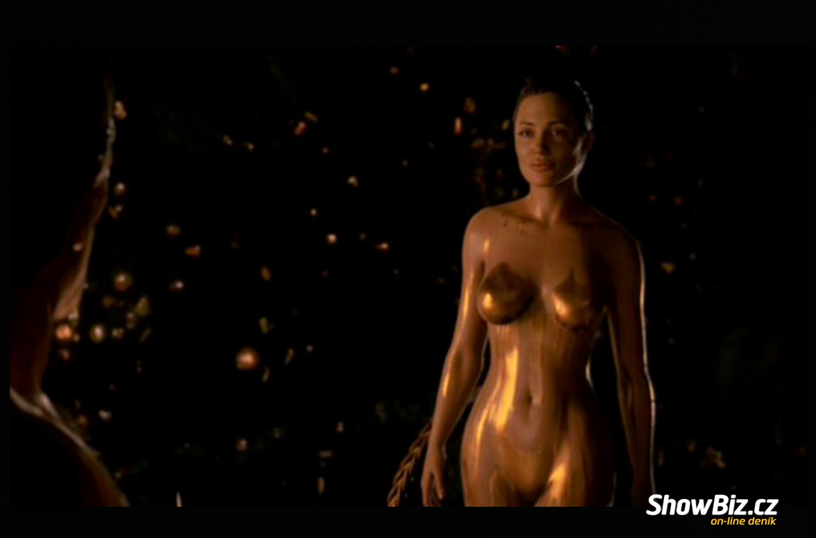 Angelina Jolie Naked In Beowulf 63
